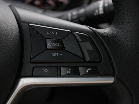 Used 2025 Nissan Altima 2.5 SV FWD image 29