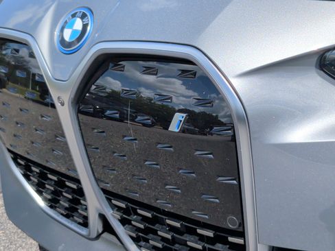 Used 2023 BMW i4 eDrive35 w/ Premium Package RWD image 13