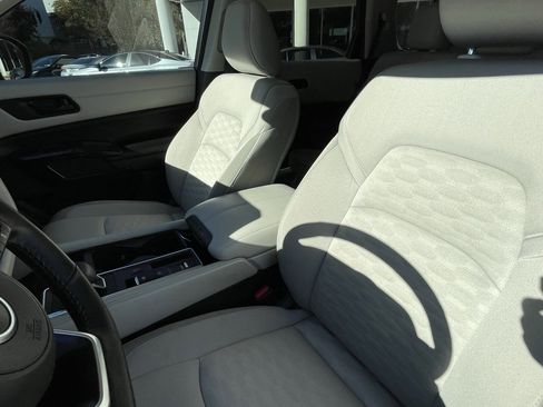 Used 2024 Nissan Pathfinder SV image 21
