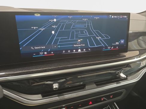 Used 2026 BMW X5 xDrive40i w/ M Sport Package image 21