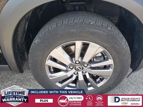 Used 2024 Nissan Pathfinder SV image 33