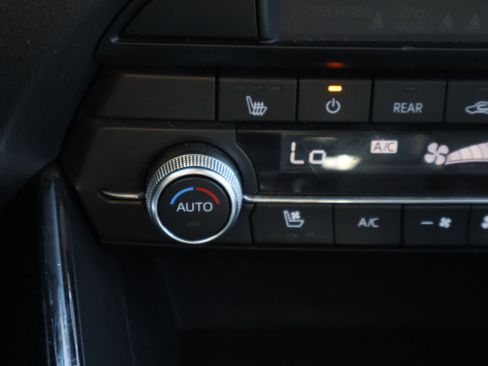 Used 2023 MAZDA CX-9 Touring Plus image 30