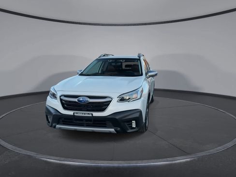 Used 2020 Subaru Outback Touring image 3