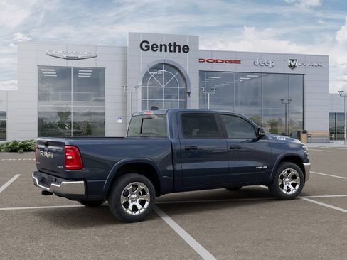 Used 2026 RAM 1500 Big Horn AWD/4WD image 4