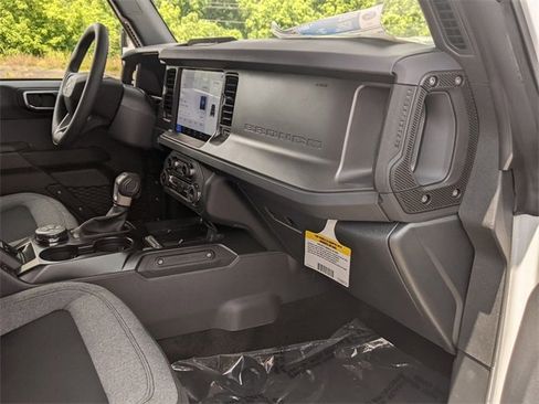 New 2025 Ford Bronco 4-Door image 36