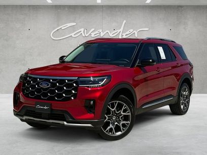 Certified 2025 Ford Explorer Platinum w/ Ultimate Package