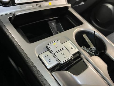 Used 2023 Hyundai Kona SEL FWD image 25