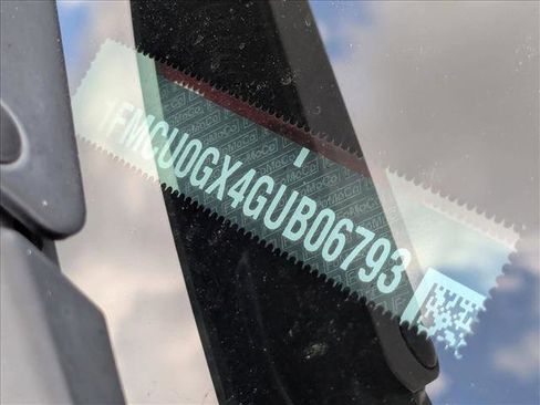 Used 2016 Ford Escape SE w/ Equipment Group 201A image 21