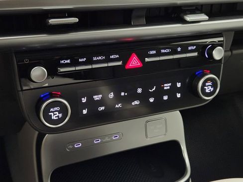 New 2026 Hyundai Ioniq 9 Limited image 20