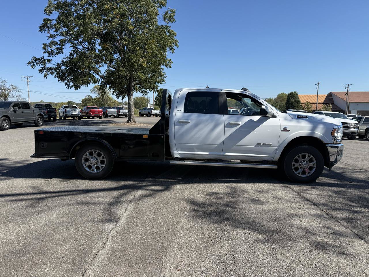 Used 2022 RAM 3500 SLT w/ Quick Order Package 2YG SLT AWD/4WD image 4