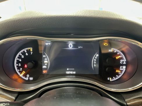 Used 2014 Jeep Grand Cherokee Limited image 12