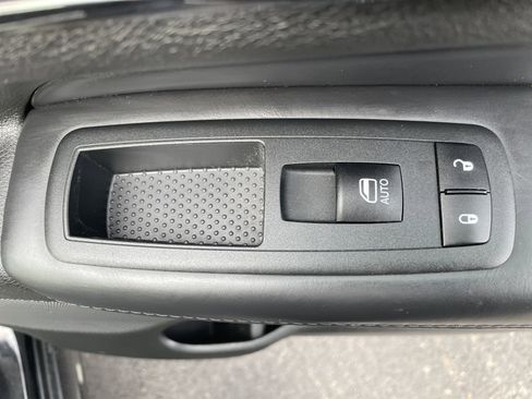 Certified 2020 Jeep Grand Cherokee High Altitude image 11