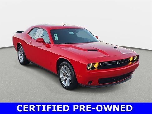 Certified 2023 Dodge Challenger SXT image 3