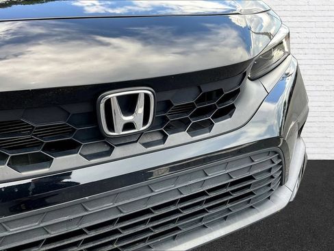 Used 2024 Honda Civic Sport image 29