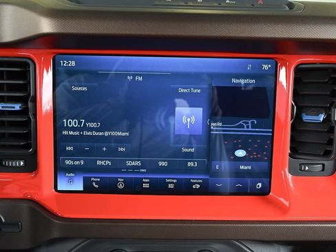 Used 2023 Ford Bronco Outer Banks AWD/4WD image 38