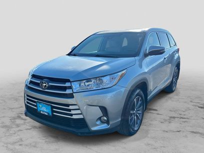 Used 2019 Toyota Highlander XLE