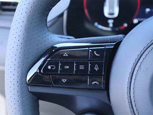 New 2025 Maserati Grecale Modena image 31