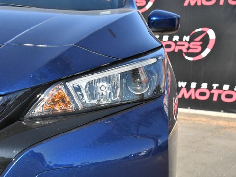 Used 2025 Nissan Leaf S FWD image 11