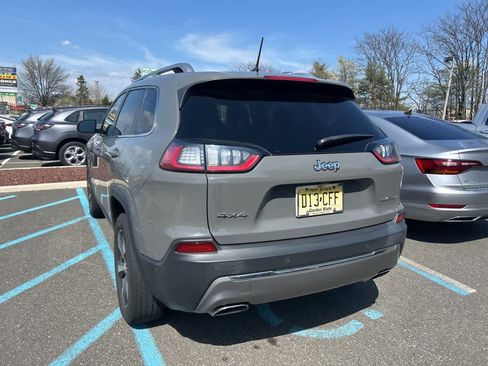 Used 2021 Jeep Cherokee Limited w/ Elite Package image 2