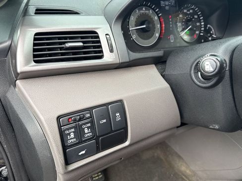 Used 2015 Honda Odyssey EX-L image 24