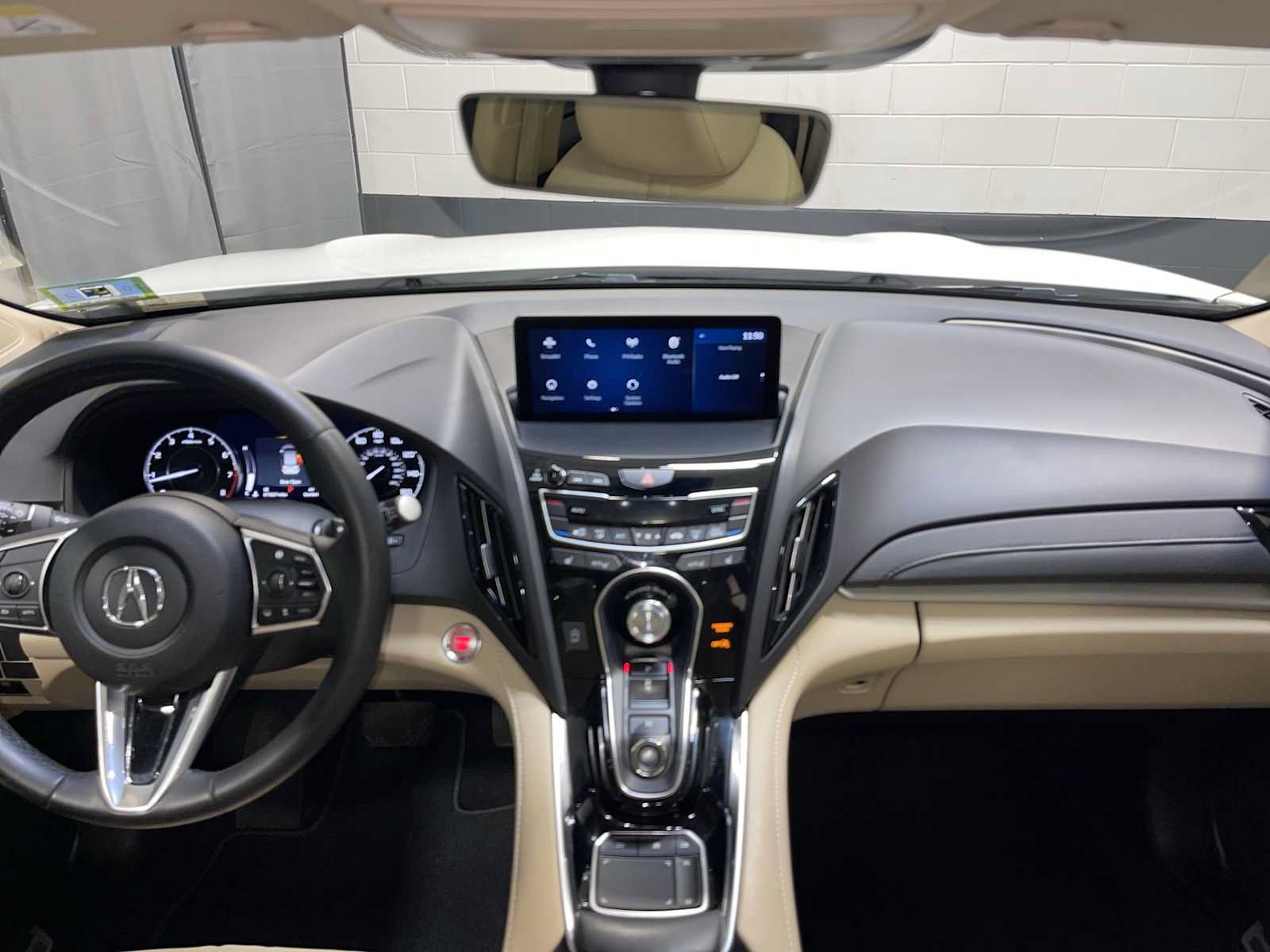 Used 2019 Acura RDX w/ Technology Package AWD/4WD image 10