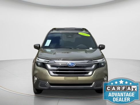 Used 2025 Subaru Forester Limited w/ Popular Package #2 AWD/4WD image 7