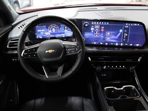 New 2025 Chevrolet Traverse LT w/ Enhanced Driving Package image 26