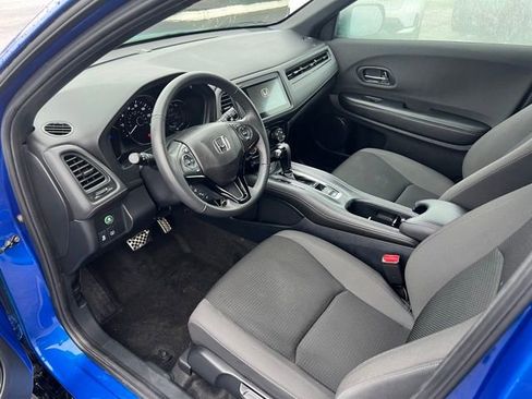 Used 2022 Honda HR-V Sport image 10