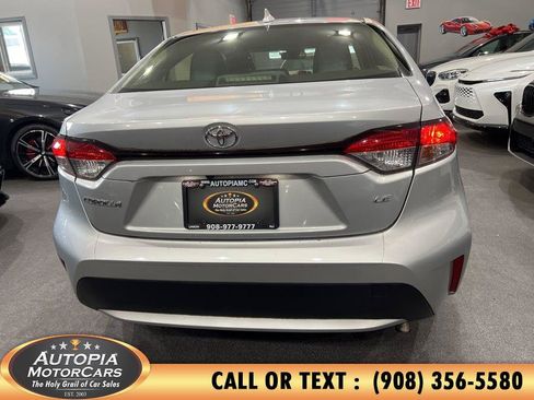 Used 2020 Toyota Corolla LE FWD image 31