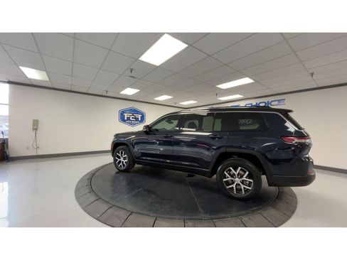 Used 2023 Jeep Grand Cherokee L Limited image 7