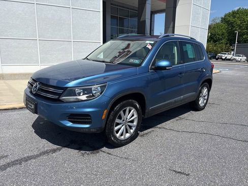 Used 2017 Volkswagen Tiguan Wolfsburg Edition FWD image 1