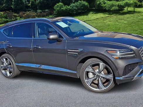 Used 2025 Genesis GV80 3.5T Prestige image 2