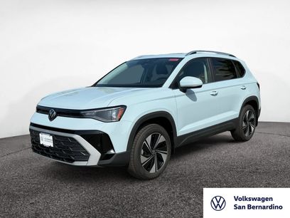 New 2025 Volkswagen Taos SE