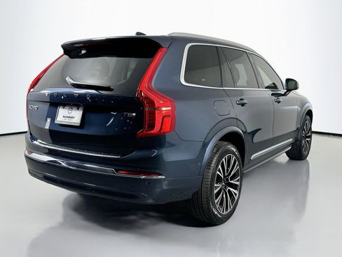 New 2025 Volvo XC90 T8 Plus w/ Protection Package Premier image 5