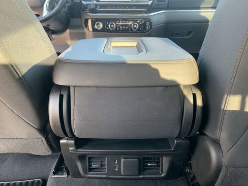 Certified 2023 Chevrolet Silverado 1500 LT RWD image 19