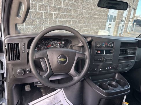 New 2025 Chevrolet Express 3500 w/ Power Convenience Package image 24