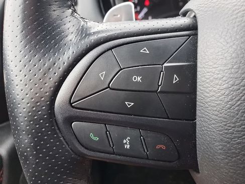 Used 2025 Dodge Durango GT AWD/4WD image 8