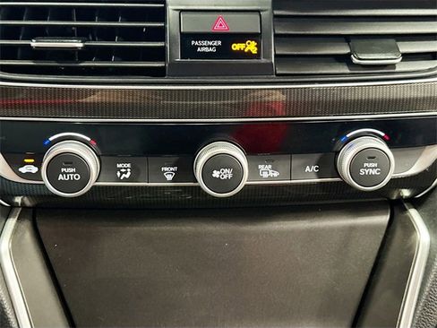 Used 2022 Honda Accord Sport image 15
