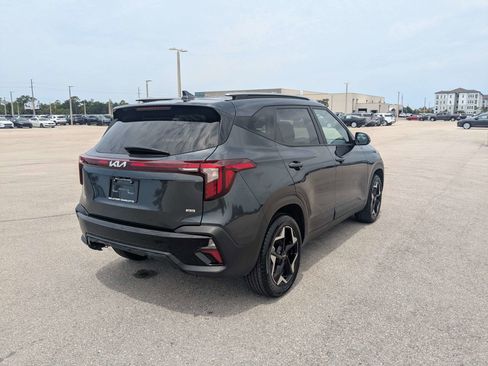 Certified 2025 Kia Seltos S AWD/4WD image 5