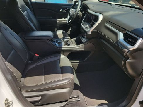 Used 2023 GMC Acadia SLT FWD image 28