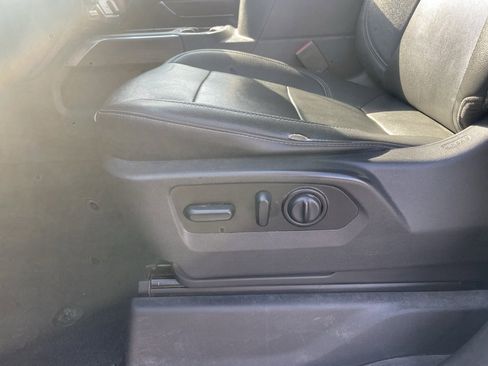 Used 2021 GMC Sierra 1500 SLT w/ SLT Premium Package image 23