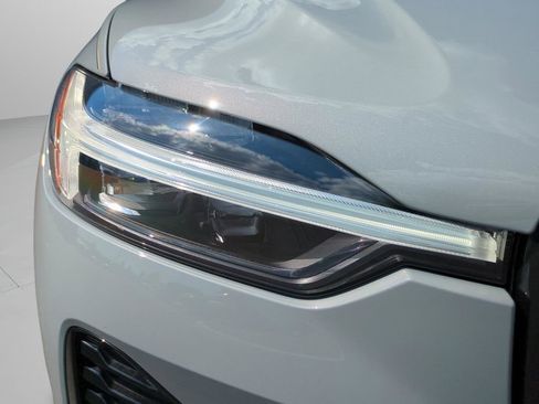 New 2026 Volvo XC60 B5 Plus AWD/4WD image 24