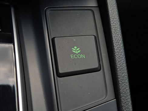 Used 2019 Honda CR-V Touring image 26