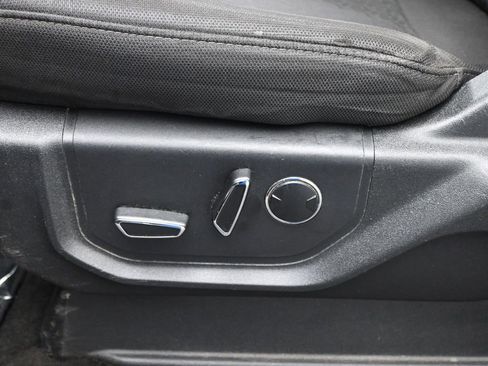 Used 2018 Ford F150 XLT w/ Equipment Group 302A Luxury image 10