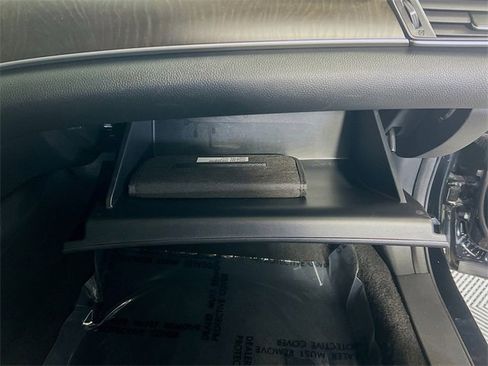 Used 2020 Honda Accord EX image 30