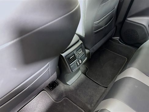 Used 2025 Subaru Forester Sport image 23