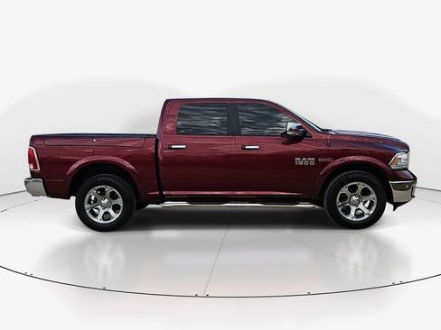 Used 2017 RAM 1500 Laramie w/ Convenience Group image 9