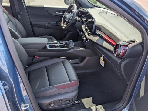New 2026 Chevrolet Equinox RS w/ Convenience Package III AWD/4WD image 6