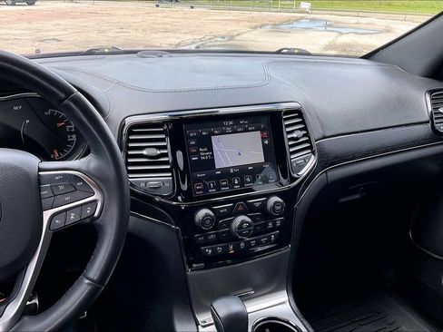 Used 2019 Jeep Grand Cherokee High Altitude RWD image 9