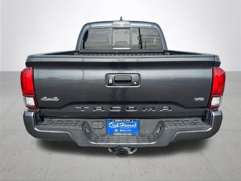 Used 2022 Toyota Tacoma SR image 8